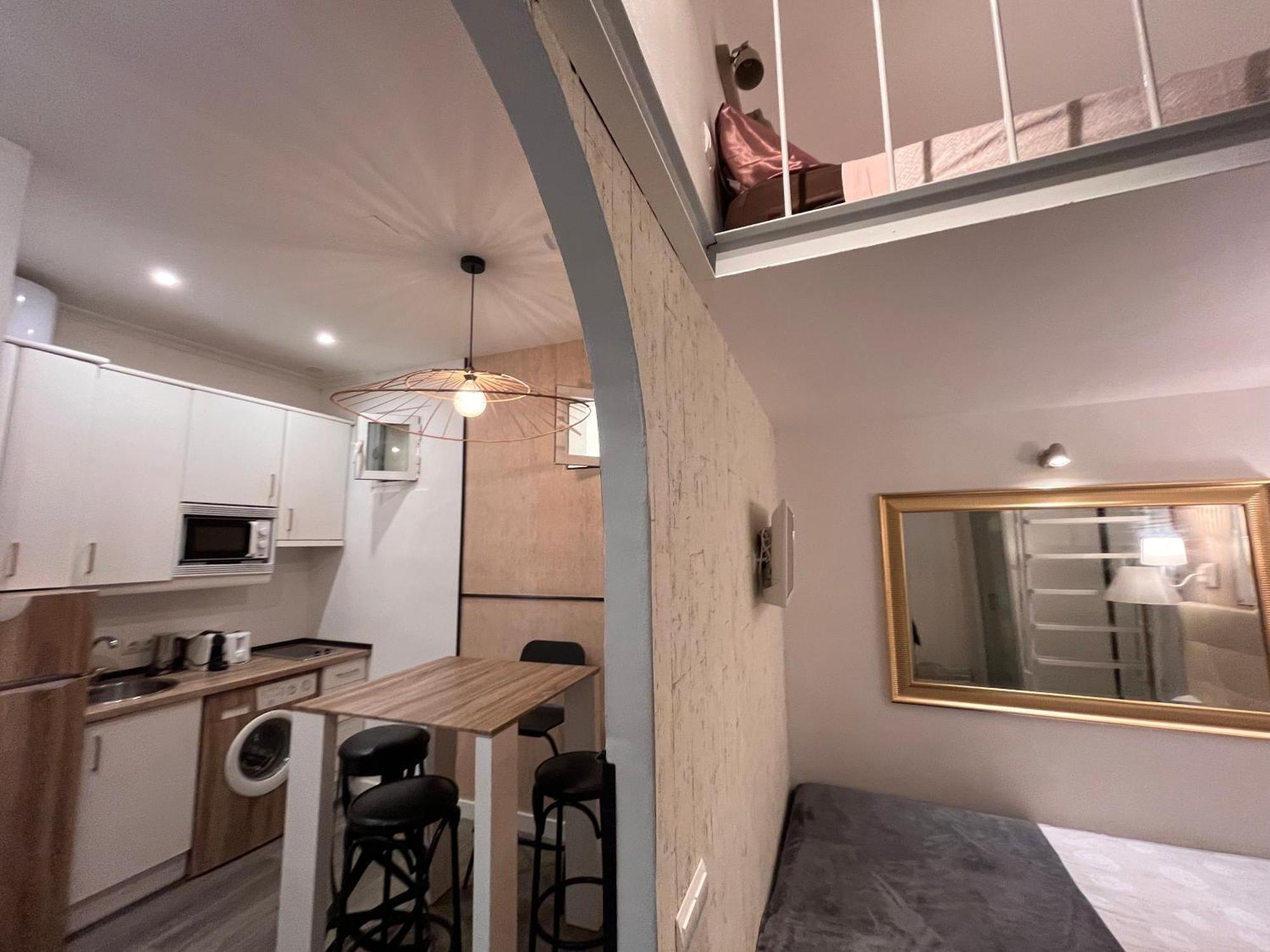 Car44 Centro Madrid Apartment ภายนอก รูปภาพ