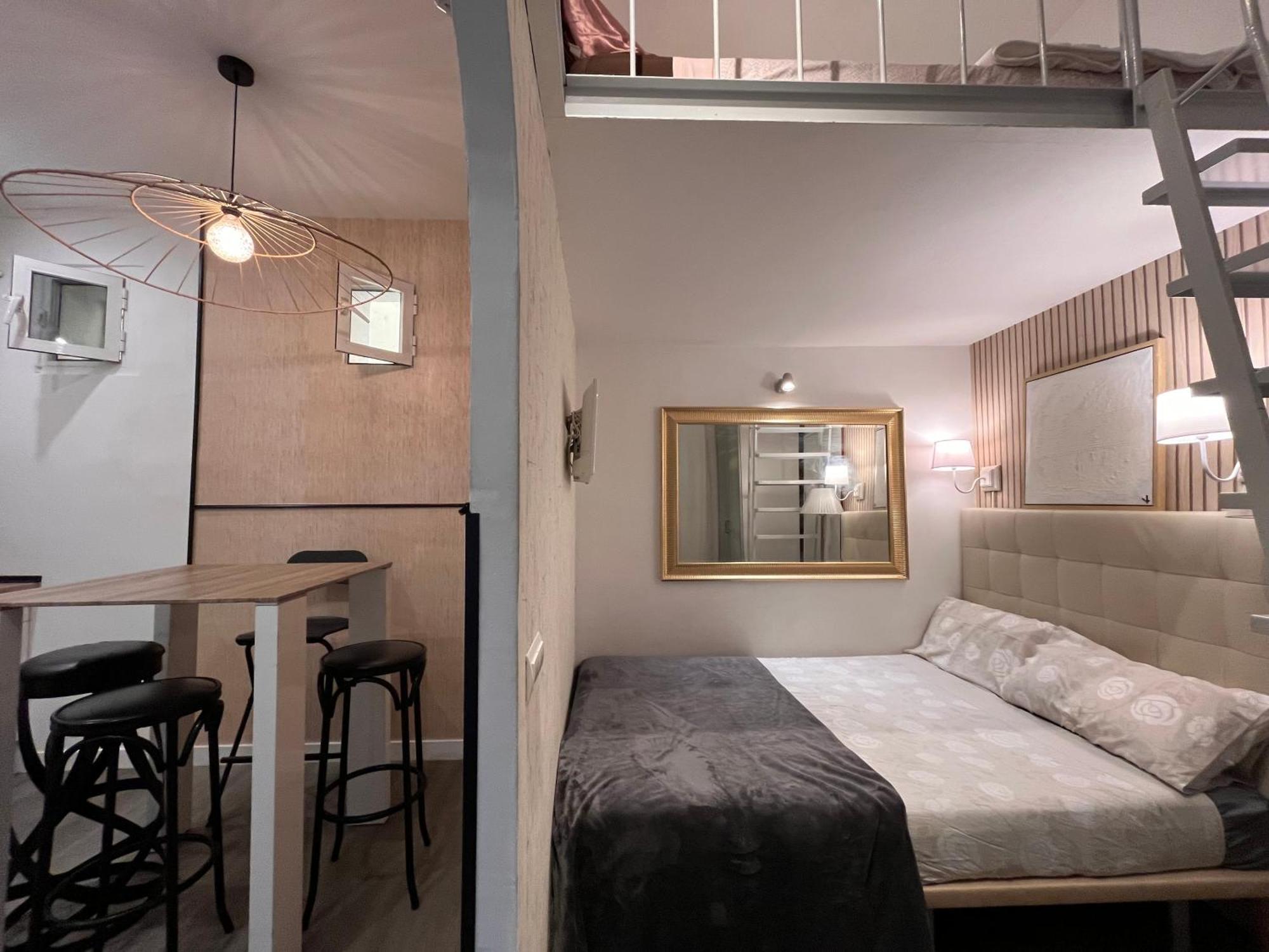 Car44 Centro Madrid Apartment ภายนอก รูปภาพ