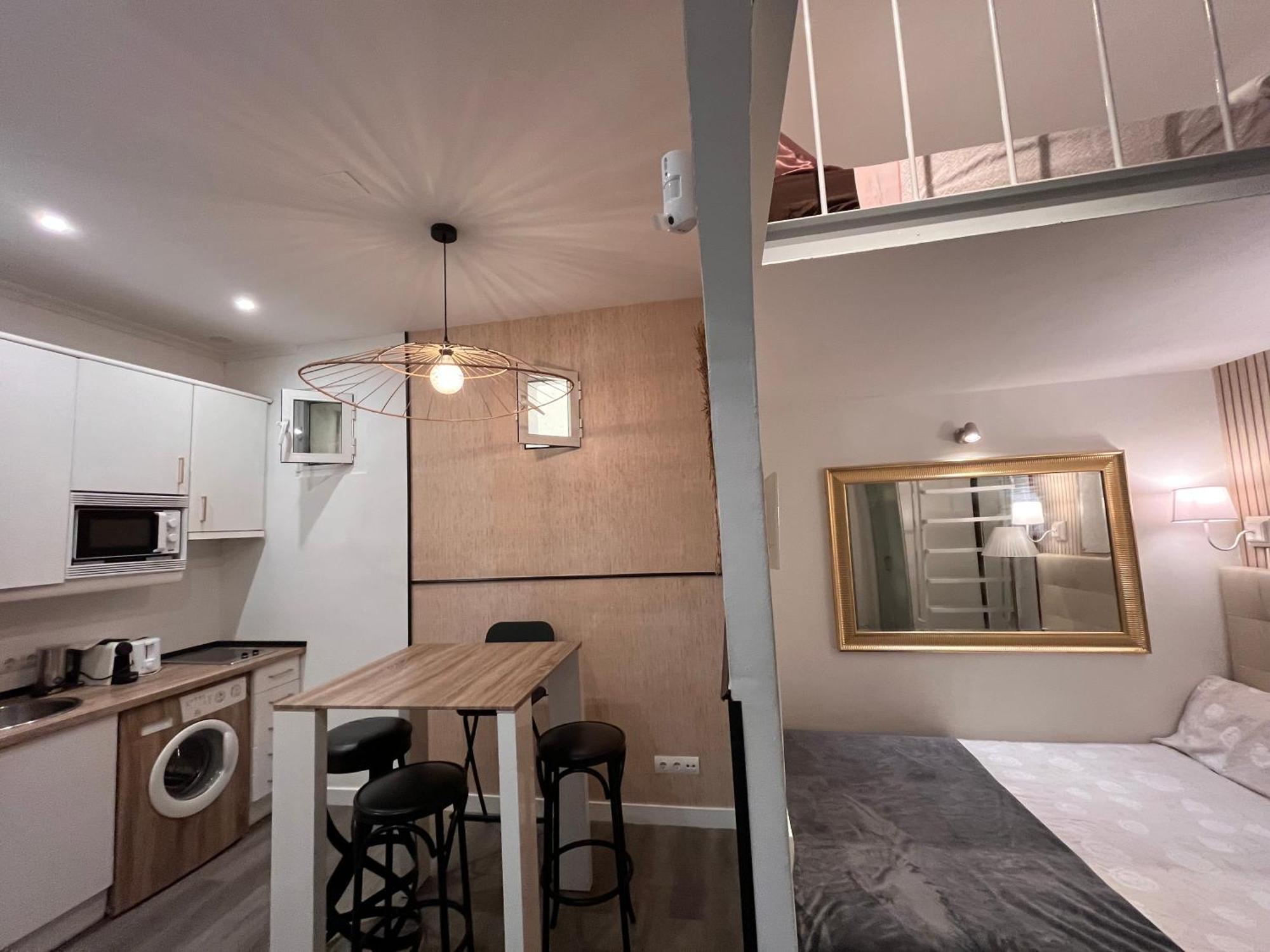 Car44 Centro Madrid Apartment ภายนอก รูปภาพ